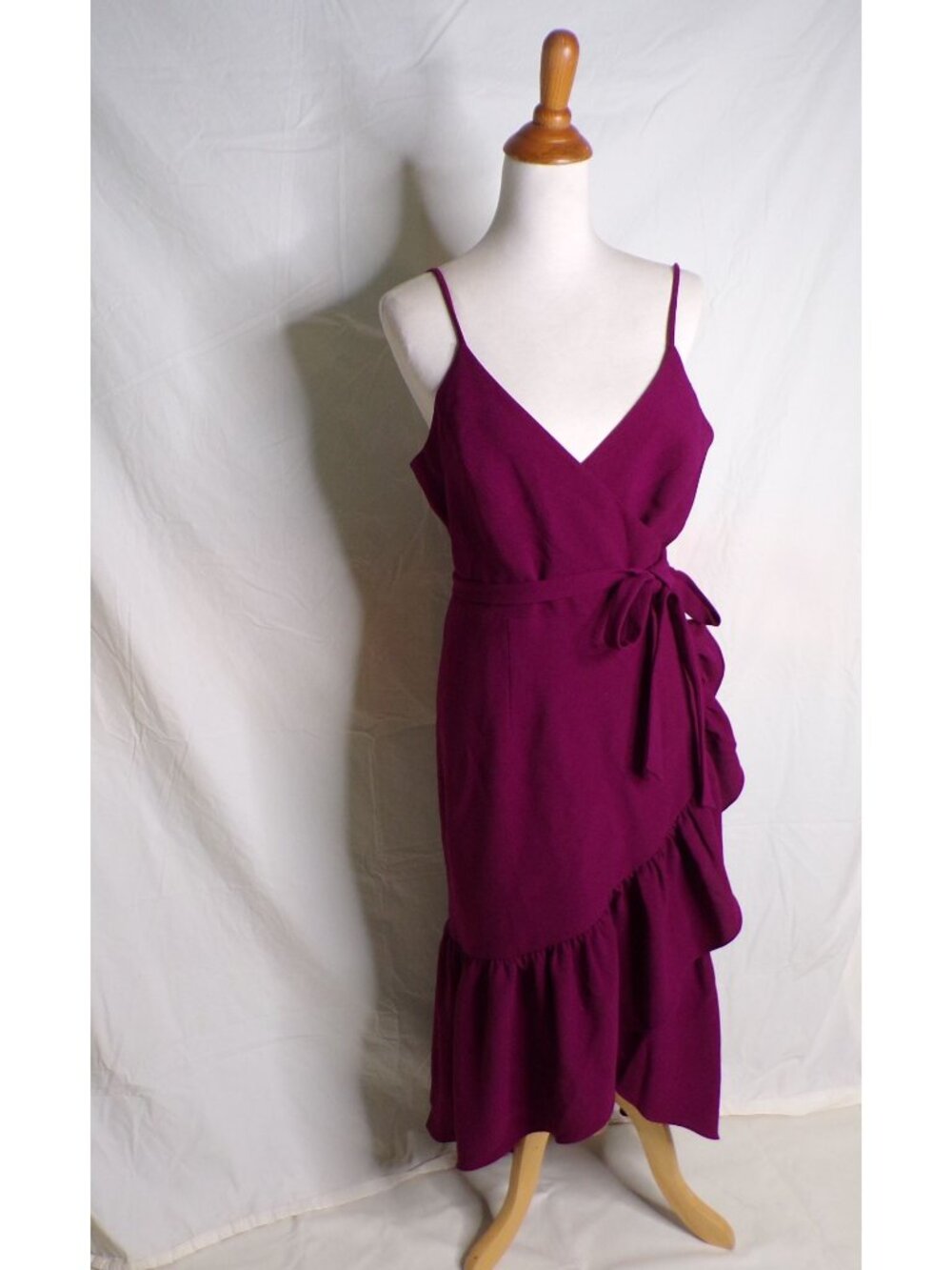 🆕DRESS THE POPULATION Delphine Wrap Dress Magenta Large 8-10 - Picture 6 of 12